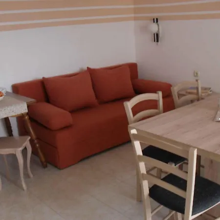 In - Insel Rab 17728 * Lopar